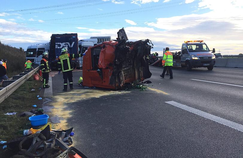 Weitere Bilder von der Unfallstelle.