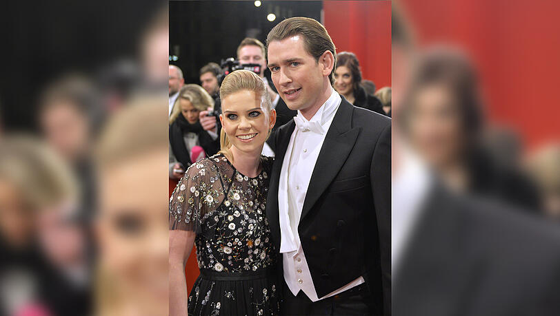 Bundeskanzler Sebastian Kurz mit Freundin Susanne Thier beim Wiener Opernball. Bundeskanzler Sebastian Kurz mit Freundin Susanne Thier beim Wiener Opernball.