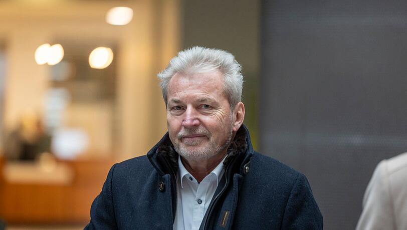 Laut Anklage soll er Kindern und Jugendlichen ohne medizinische Indikation ein Psychopharmakon verordnet haben. (Archivbild)