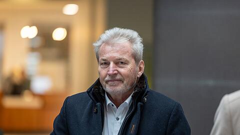 Laut Anklage soll er Kindern und Jugendlichen ohne medizinische Indikation ein Psychopharmakon verordnet haben. (Archivbild)