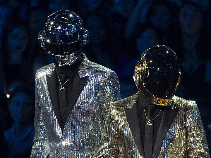 Wie immer gut behütet: Daft Punk bei den MTV Video Music Awards im August