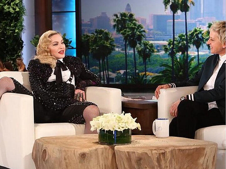 Madonna und Cousine Ellen DeGeneres hängen zusammen in der "Ellen DeGeneres Show" ab