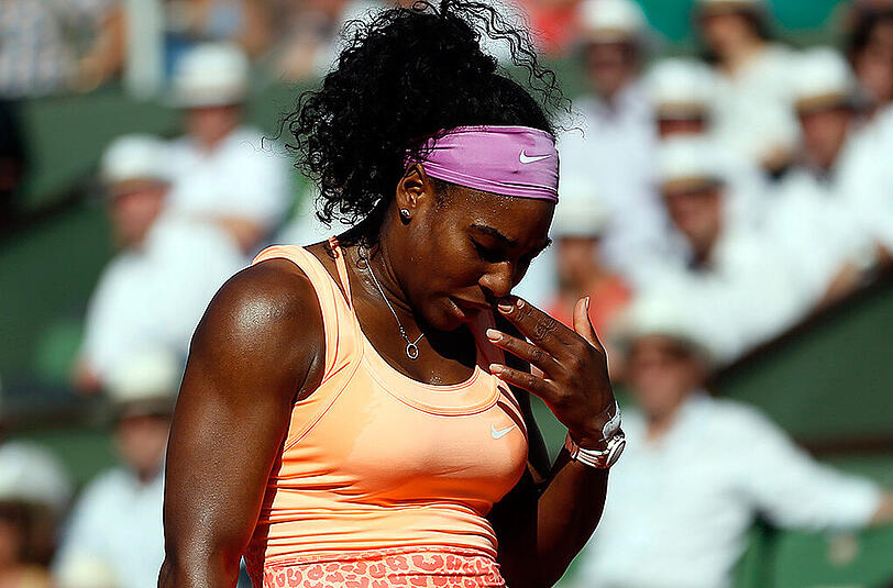 Ohne Drama geht es nicht: Serena Williams war auch im Halbfinale der French Open gegen Timea Bacsinszky aus der Schweiz für ein spektakuläres Schauspiel gut.