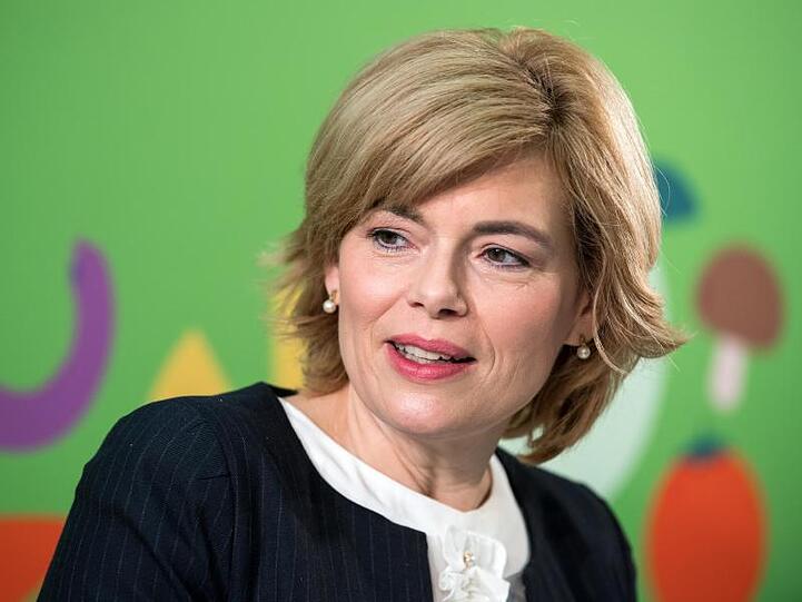 Julia Klöckner (CDU), Bundesministerin für Ernährung und Landwirtschaft, gibt eine Pressekonferenz. Foto: Bernd von Jutrczenka/Archiv