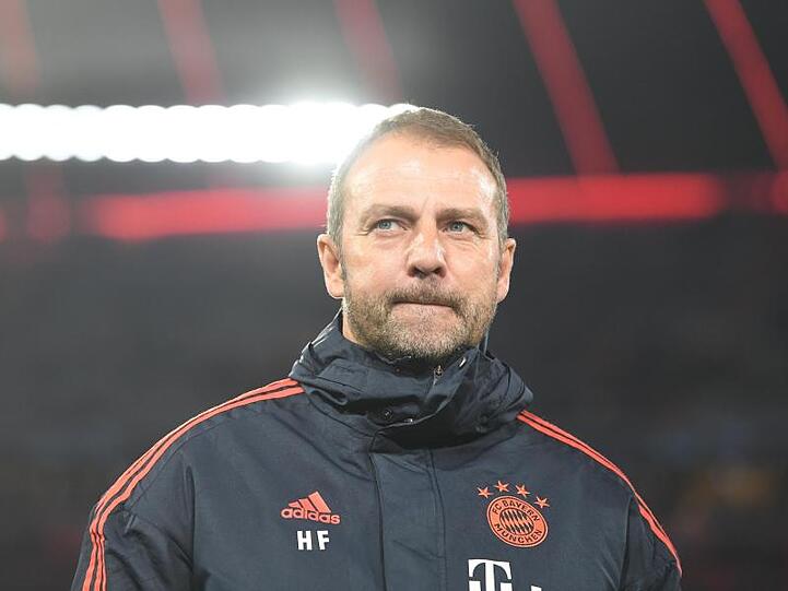Bayern-Trainer Hansi Flick sieht im Spiel in Freiburg eine schwere Aufgabe.