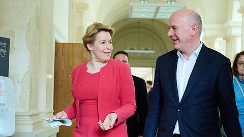 Berlins Regierende Bürgermeisterin Franziska Giffey (SPD) und CDU-Landeschef Kai Wegner im Berliner Abgeordnetenhaus.