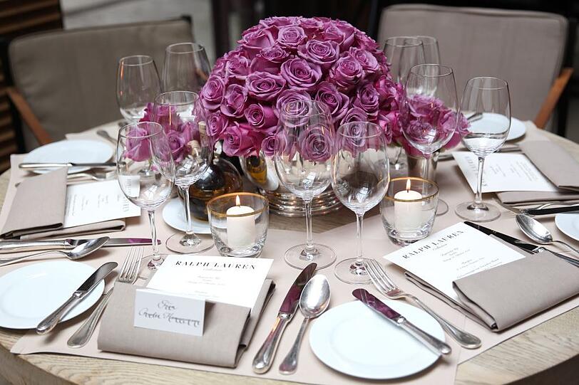 Der Ralph Lauren Ladies Lunch im Garden Restaurant des Hotels Bayerischer Hof.