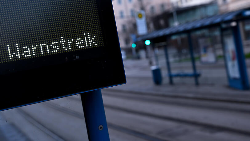 Die Beschäftigten des kommunalen Nahverkehrs sind in München laut Verdi am Dienstag (14. April) erneut zum Streik aufgerufen. (Archivbild) Die Beschäftigten des kommunalen Nahverkehrs sind in München laut Verdi am Dienstag (14. April) erneut zum Streik aufgerufen. (Archivbild)
