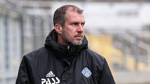Jochen Seitz spielte von 1997 bis 2000 bei der SpVgg Unterhaching. Zuletzt trainierte er bis Sommer 2023 Viktoria Aschaffenburg.