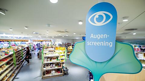 Das Augenscreening-Angebot bei dm ist ein Fall f&uuml;r die Justiz. (Archivbild)
