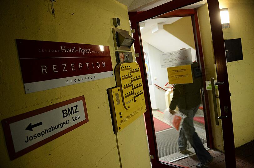 Verdacht auf geheime Terroraktion: Das Central Hotel Apart in München wurde am Donnerstagabend Schauplatz eines Polizeieinsatzes.