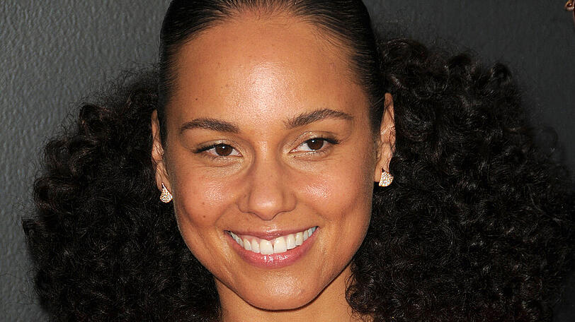 Sängerin Alicia Keys hat sich schon vor einiger Zeit von übertriebenem Make-up verabschiedet