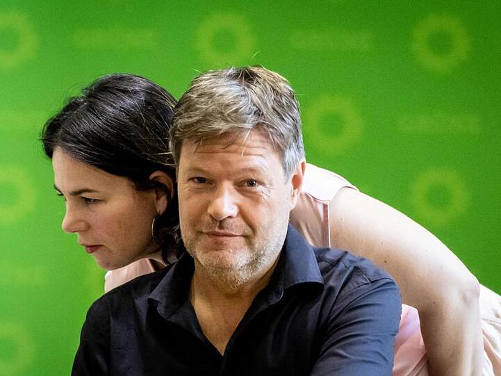 Bei den Umfragen im Höhenflug: Die Parteivorsitzenden von Bündnis 90/Die Grünen, Robert Habeck und Annalena Baerbock.