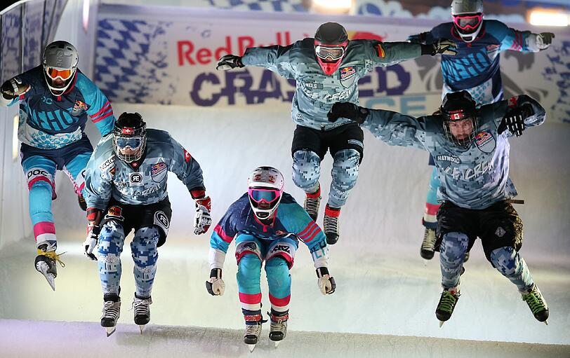 Fast and furious: So ging es am 8. Januar im Olympiapark zu. Sehen Sie hier die Bilder vom Crashed Ice Contest.