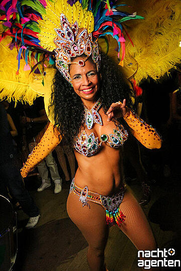 Brasilianische Schönheiten und heiße Rhythmen beim Estrada Clubbing im Gecko Club.