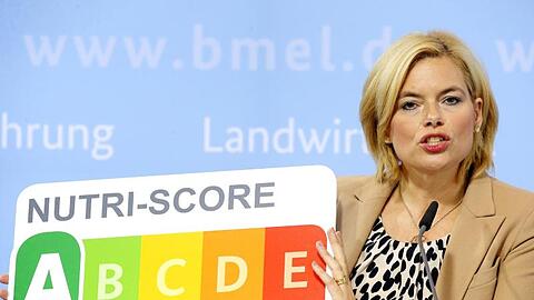 Bundesernährungsministerin Julia Klöckner (CDU) stellt das neue Nährwertkennzeichen "NutriScore" vor. fOTO. Wolfgang Kumm