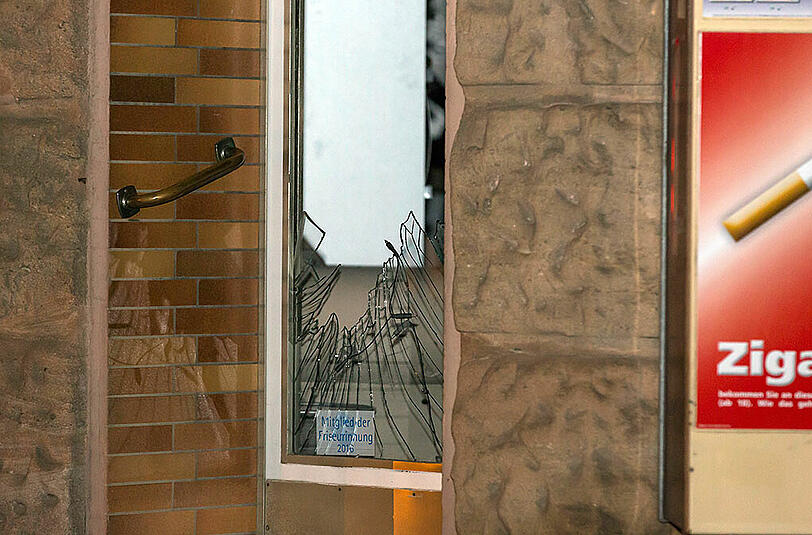 Die Dixi-Klo-Explosion sorgte in der Fürther Südstadt für Verwüstung und massive Schäden. Die Bilder vom Tatort.