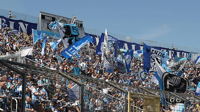 Der TSV 1860 München empfängt am 29. Juli 2022 Borussia Dortmund in der ersten Runde des DFB-Pokals vor ausverkauftem Haus. (Archivbild)