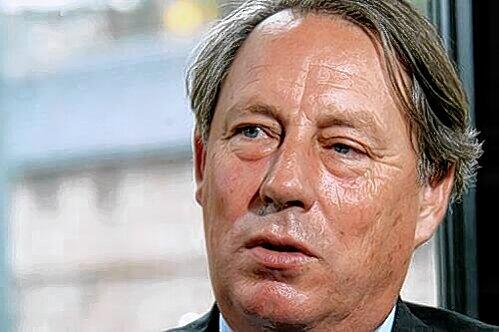 Gerhard Wöhrl zieht sich aus der Geschäftsführung des Modehauses zurück.