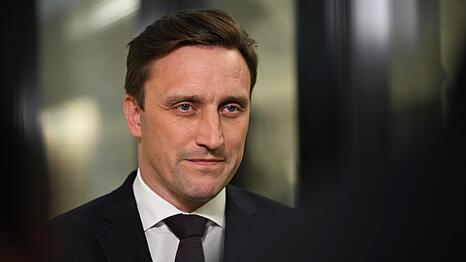 Niedersachsens CDU-Landeschef Sebastian Lechner sagt angesichts der mutma&szlig;lichen Deepfake-Aff&auml;re: "Es gibt offensichtlich noch Defizite." (Archivbild)