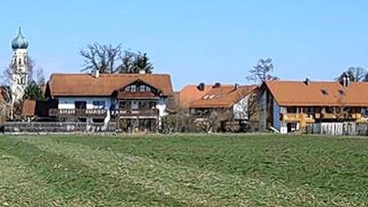 Die Gemeinde Sauerlach im Süden Münchens: Auf einer Fläche von 48 Quadratkilometern leben hier nur gut 7000 Menschen mitten im Grünen.