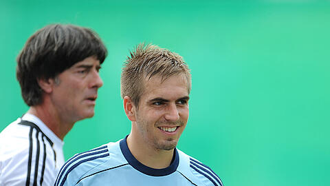 Philipp Lahm (r.) und Jogi Löw: Kommt es zu einem Wiedersehen zwischen als Spieler und Trainer bei der Euro 2016 in Frankreich?