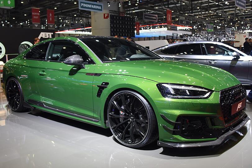Laut, schnell und wahnsinnig teuer - die Highlights vom Genfer Autosalon. Klicken Sie sich durch!