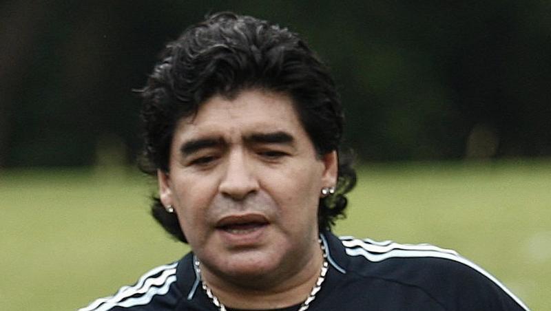 Einer der Größten als Trainingsgast auf dem Gelände des FC Bayern: Diego Maradona und seine argentinische Nationalelf. Einer der Größten als Trainingsgast auf dem Gelände des FC Bayern: Diego Maradona und seine argentinische Nationalelf.