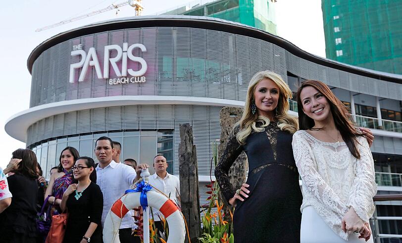 Paris Hilton bei der Party-Sause in ihrem Beach-Club