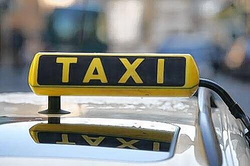 Taxifahrer in Nürnberg müssen oft ihrem Geld hinterherlaufen.