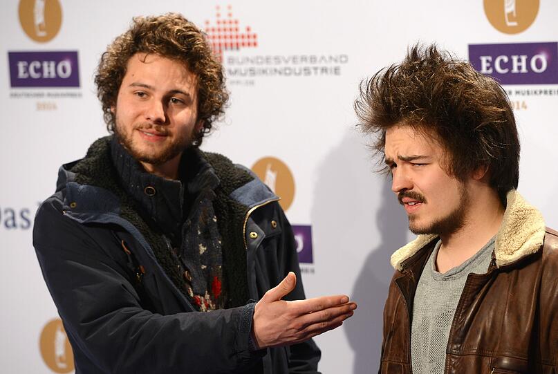 Philipp Dausch (l) und Clemens Rehbein vom Duo Milky Chance