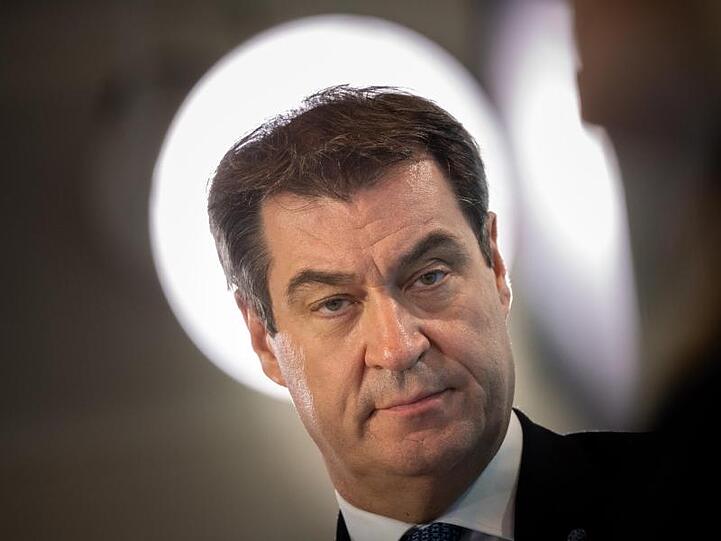 Bayerns Ministerpräsident Markus Söder fordert eine "nationale Notfallproduktion" von Schutzmasken.