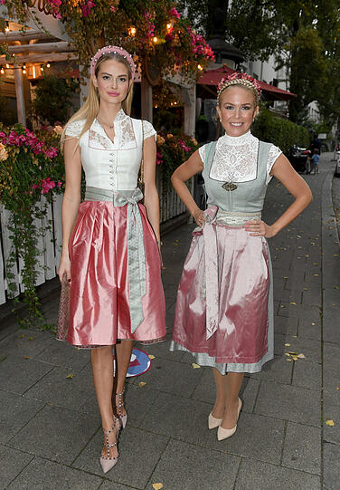 Darya Strelnikova und Carolin Henseler