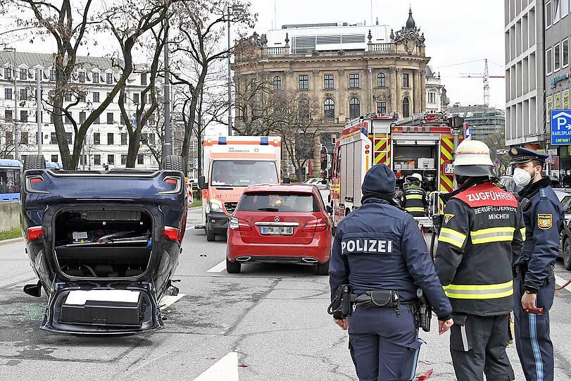 Bilder vom Unfall am Stachus.