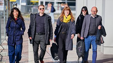 Eine Delegation der Berliner Linken traf sich im Haus der Statistik mit Vertretern von Gr&uuml;nen und SPD.