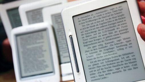Taugen elektronische Bücher was und wie funktioniert das? In der Stadtbibliothek erfahren Sie es. Taugen elektronische Bücher was und wie funktioniert das? In der Stadtbibliothek erfahren Sie es.