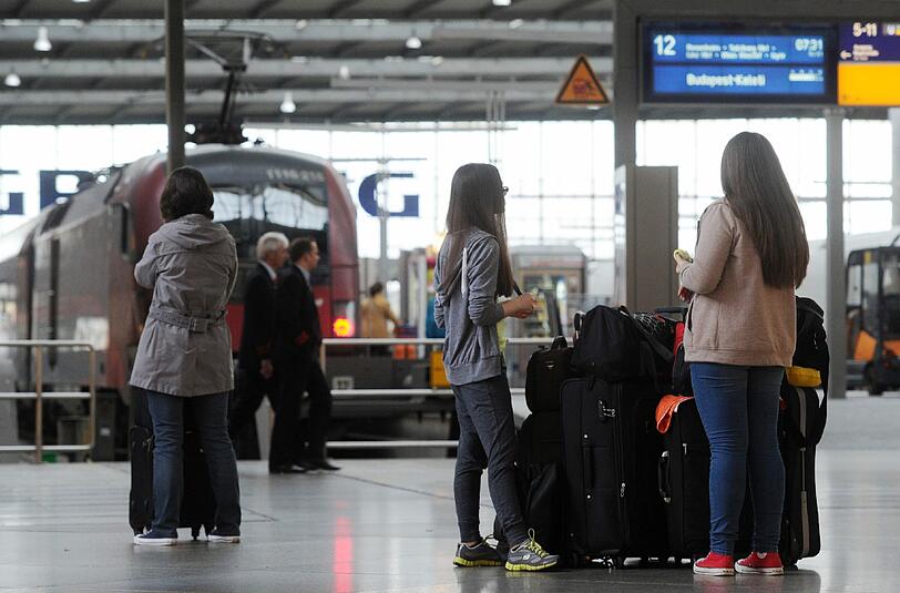 Am Münchner Hauptbahnhof ist am Dienstagmorgen weniger los als sonst.