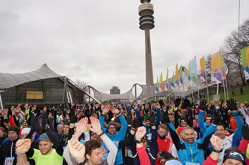 Ambitionierte Profis und Freizeitsportler absolvierten am Samstag  zum Abschluss der Winterlaufserie 20 km im Olympiapark. Hier sehen Sie alle Bilder.