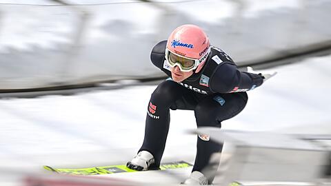 Severin Freund sprang als bester Deutscher in Willingen auf Platz vier.