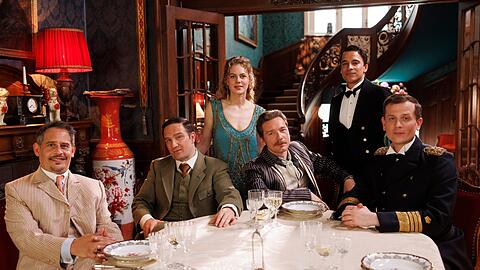 Moritz Bleibtreu spielt in der Serie Mister Pommeroy.