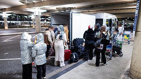 Gegen 17.30 Uhr landete das Flugzeug.