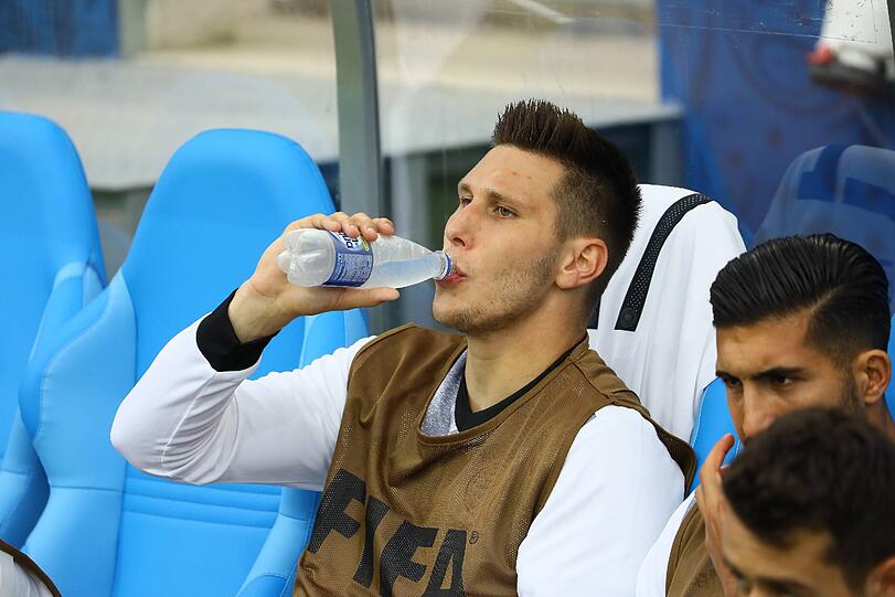 NIKLAS SÜLE NOTE 3: Ersetzte Brandt für die letzte halbe Stunde (63.). Bildete mit Mustafi und Rüdiger dann eine Dreierkette. Leistete sich keine Fehler.