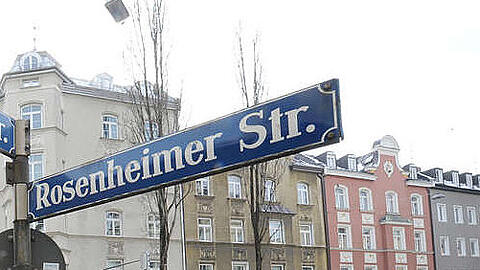 Der Vorfall ereignete sich am Dienstag an der Rosenheimer Straße. (Symbolbild)