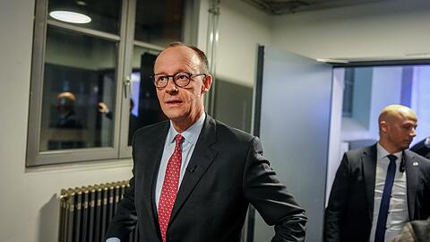 In der "Wahlarena" werden die Kanzlerkandidaten nacheinander befragt. Friedrich Merz von der Union ist zuerst an der Reihe.