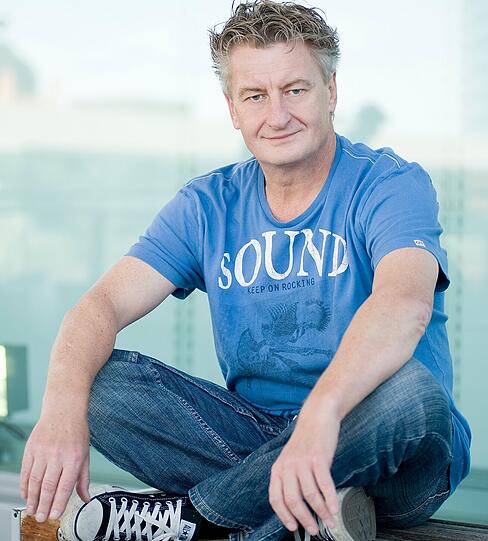 Der Autor Jaromir Konecny wird am Samstag sein Buch signieren.