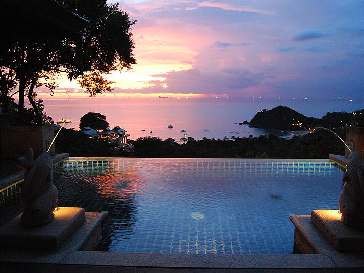 Sonnenuntergang über der Traumbucht des Pimalai Resorts