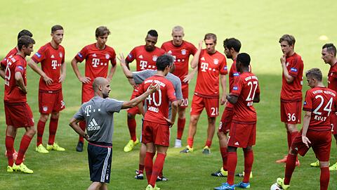 Am Donnerstagabend bricht Pep Guardiola mit seinen Bayern zur China-Reise auf.