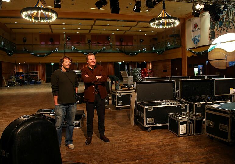 Aktuell von den Singspiel-Proben: Regisseur Marcus H. Rosenmüller (l.) und Brauereichef Andreas Steinfatt.
