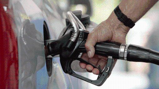 In der Nacht wollte der junge Mann die Tankstelle überfallen (Symbolbild)