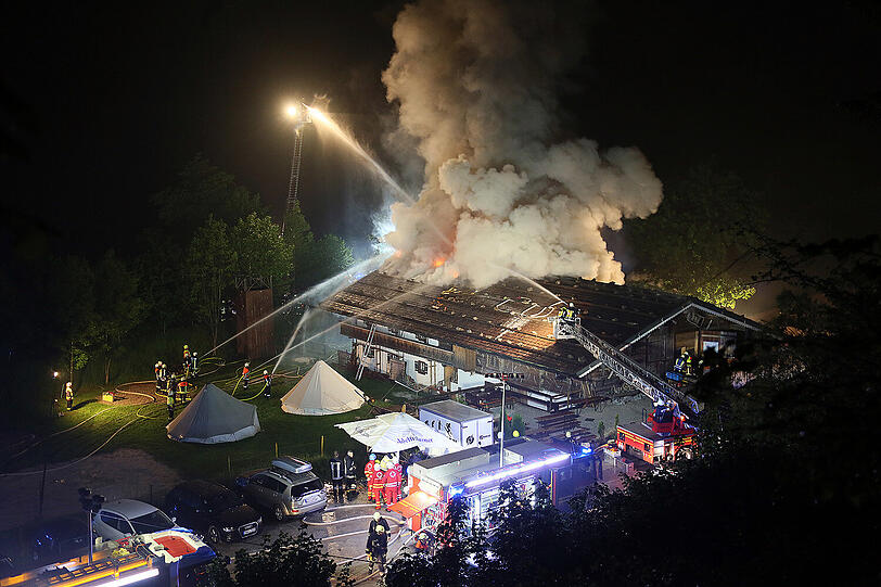 Sechs Menschen sind vermutlich tot. Die schrecklichen Bilder vom Feuer-Drama im Berchtesgadener Land"